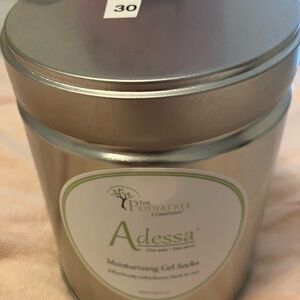 Adessa Moisturizing Gel Socks